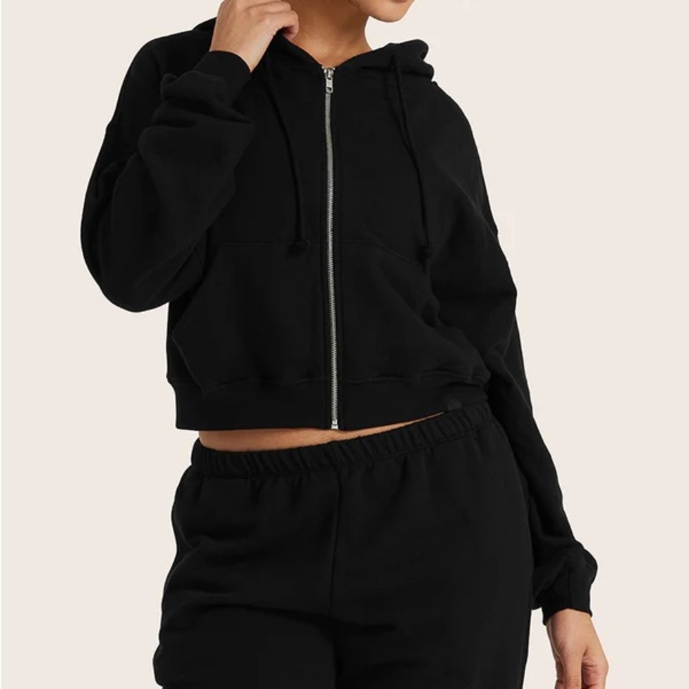 SALE THIS WEEKEND! 🍾 
Black Zip-Up Hoodie (M) and Sweatpants (XXS) Set